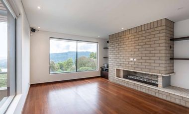 casa en venta en antiguo camino al meta. Cod V24331