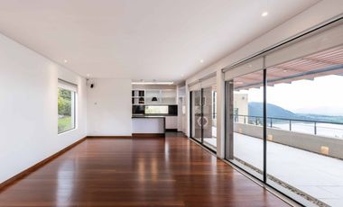 casa en venta en antiguo camino al meta. Cod V24331