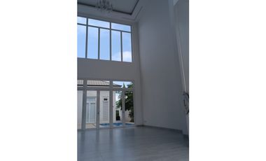 Vendo Casa en Aires de Batan “VISTA al LAGO