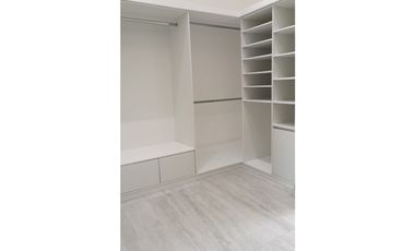 Vendo Casa en Aires de Batan “VISTA al LAGO