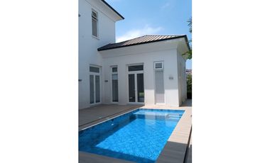 Vendo Casa en Aires de Batan “VISTA al LAGO