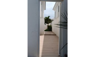 Vendo Casa en Aires de Batan “VISTA al LAGO