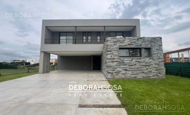 Hermosa casa a la venta en Puertos - Ceibos, Escobar Zona Norte