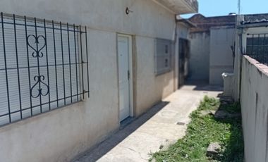 2 DEPARTAMENTOS 2 AMBIENTES EN VENTA LA TABLADA