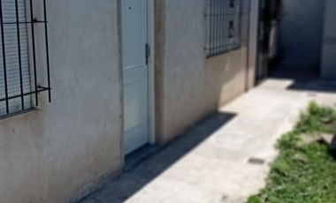 2 DEPARTAMENTOS 2 AMBIENTES EN VENTA LA TABLADA