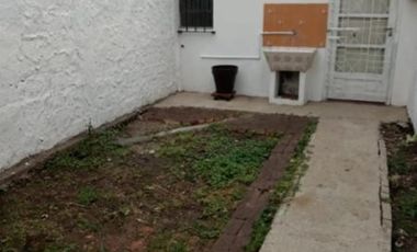2 DEPARTAMENTOS 2 AMBIENTES EN VENTA LA TABLADA