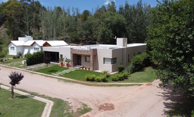 VENTA DE CASA EN Juana Koslay