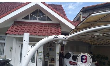 DIJUAL RUMAH NYAMAN,SEJUK DAN ASRI DIDAERAH RENGAS CIPUTAT TIMUR