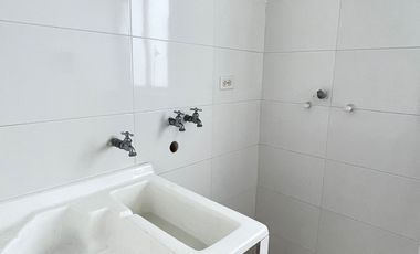 apartamento en arriendo en la floresta. Cod A4815