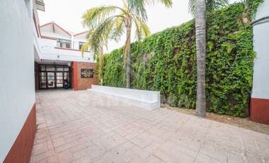 CENTRO: Casa Lago, hermoso salón de eventos con instalaciones de alto nivel.