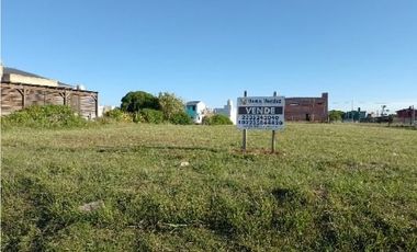 3 lotes comerciales Mar de Cobo