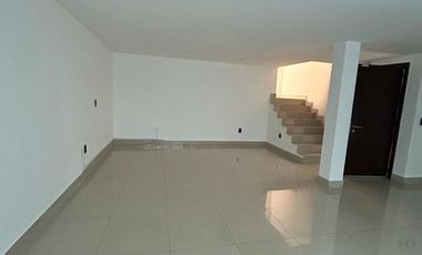 RENTA DE OFICINA EN ARCOS VALLARTA