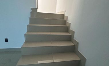 RENTA DE OFICINA EN ARCOS VALLARTA