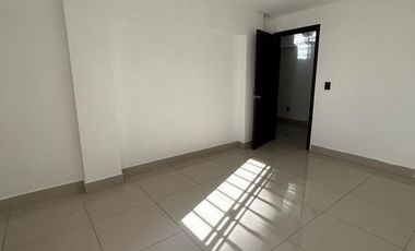 RENTA DE OFICINA EN ARCOS VALLARTA