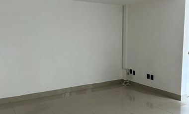RENTA DE OFICINA EN ARCOS VALLARTA