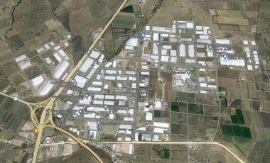 BODEGA EN VENTA 670 M FRENTE AL PARQUE INDUSTRIAL QUERETARO