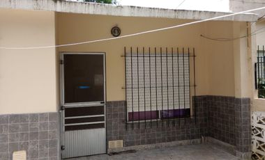 Casa en venta - 2 dormitorios 1 baño - 95mts2 - San Clemente del Tuyu
