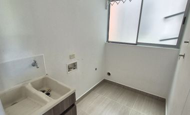 apartamento en arriendo en loma de las brujas. Cod A9432624