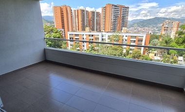 apartamento en arriendo en loma de las brujas. Cod A9432624