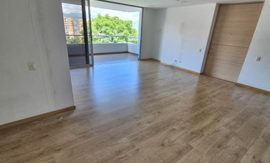 apartamento en arriendo en loma de las brujas. Cod A9432624