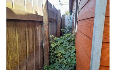 Acogedora casa en barrio Familiar