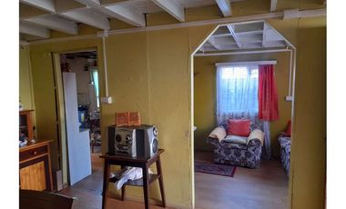 Acogedora casa en barrio Familiar