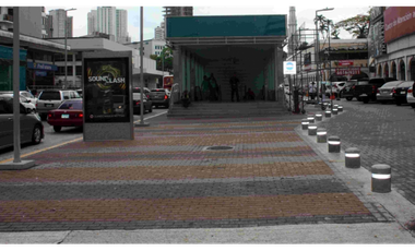 Amplio local comercial en alquiler, Vía España