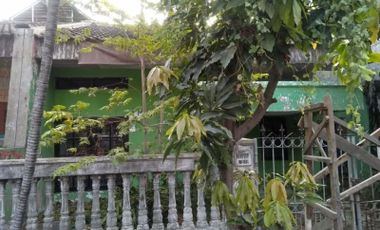 Rumah HITUNG TANAH di Pandugo, Row 2 Mobil Longgar