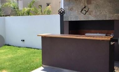 Vendo excelente  duplex Canuelas Chico 3 dorm