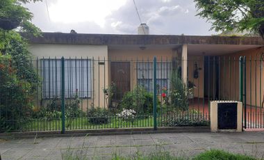 Casa - Burzaco