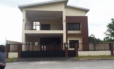 Two Storey House and Lot for Sale with 3 Bedroom in Angeles