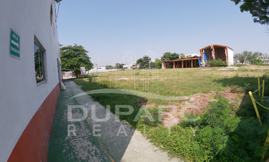 Propiedad 9542.23 m2  en Puerto Industrial con Patio, Oficinas y Bodega en Renta