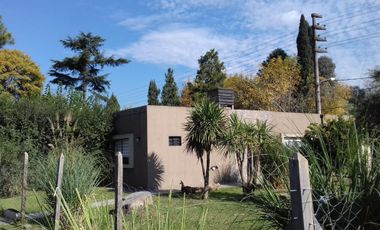 Hermosa casa quinta en venta, barrio Parque Paso del Rey