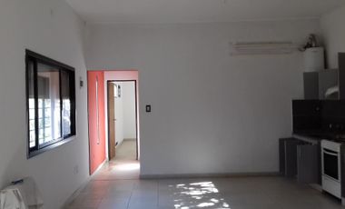 Hermosa casa quinta en venta, barrio Parque Paso del Rey