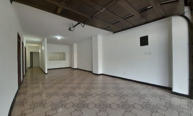 edificio en arriendo en villa del sur. Cod A122867