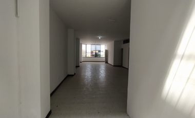 edificio en arriendo en villa del sur. Cod A122867