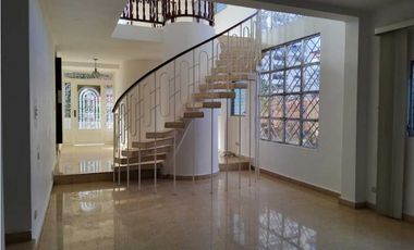 ALQUILER DE CASA EN VILLA DE LAS FUENTES 280MTS