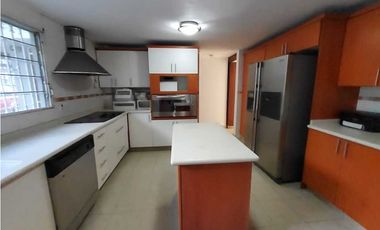 ALQUILER DE CASA EN VILLA DE LAS FUENTES 280MTS