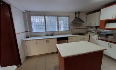 ALQUILER DE CASA EN VILLA DE LAS FUENTES 280MTS