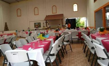 EXCELENTE SALON DE USOS MULTIPLES