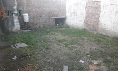 Casa + 2 Departamentos En Venta Marcos Paz 670 Merlo