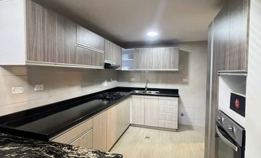 casa en arriendo en versalles. Cod A126474