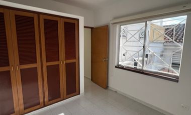 casa en arriendo en versalles. Cod A126474