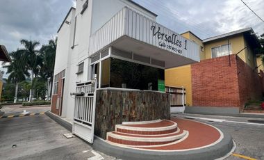 casa en arriendo en versalles. Cod A126474
