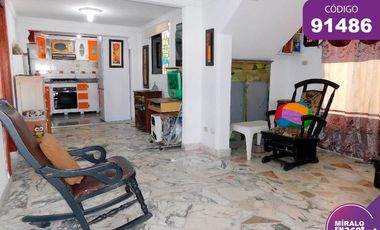 casa en venta en villa estadio. Cod V91486