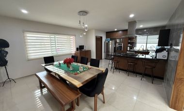 NORTE EN LAS CAVAS SUPER AMPLIA CON EXCELENTES ESPACIOS