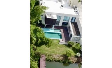 SE VENDE CASA EN Privada Golondrinas, Tierra Colorada, Villahermosa, Tabasco, México