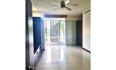 SE VENDE CASA EN Privada Golondrinas, Tierra Colorada, Villahermosa, Tabasco, México