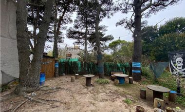 LOCAL COMERCIAL EN AMPLIO TERRENO A DOS CUADRAS DEL MAR, LAS GAVIOTAS