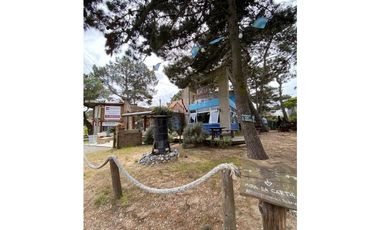 LOCAL COMERCIAL EN AMPLIO TERRENO A DOS CUADRAS DEL MAR, LAS GAVIOTAS